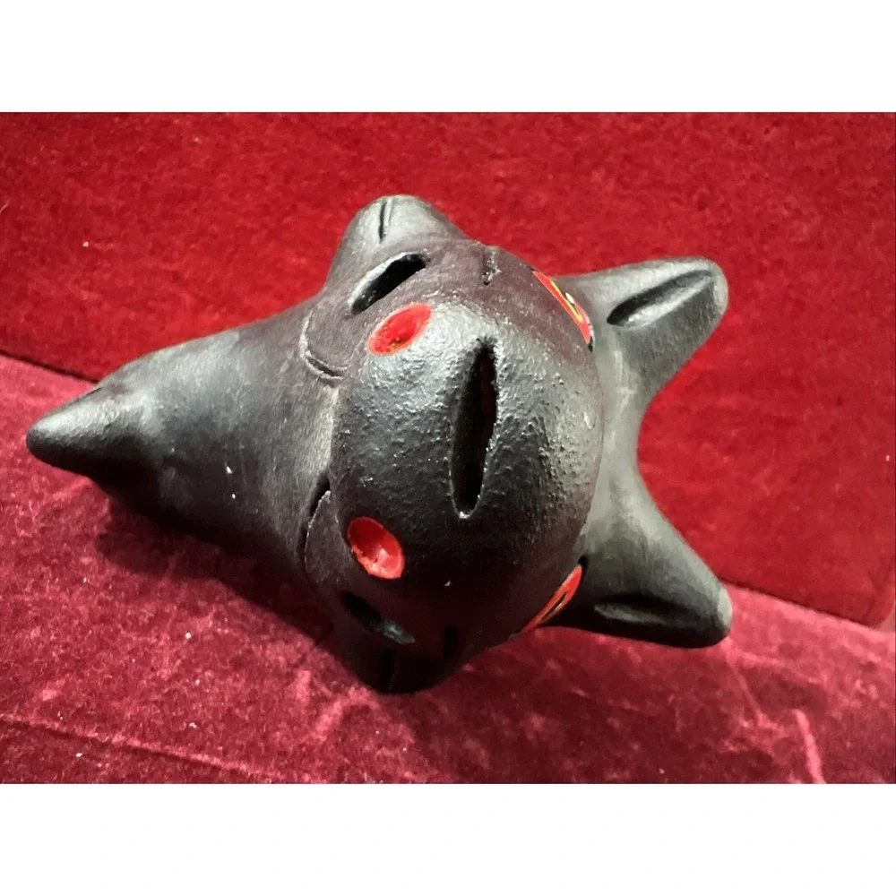 Handmade Black Toucan Bird Clay Whistle Ocarina Folk Art Mexico Red Green‎ Yello